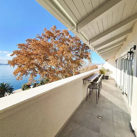 شقة Pied-a-terre By Belmont Realty