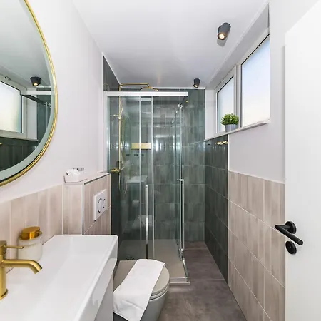 Pied-a-terre By Belmont Realty Apartman