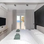 Pied-a-terre By Belmont Realty Apartmán