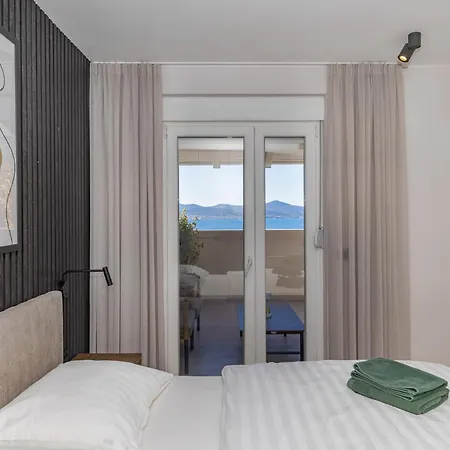 Pied-à-terre By Belmont Realty Apartamento Zadar