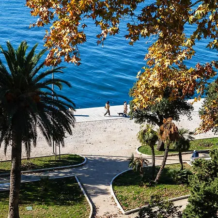 Pied-à-terre By Belmont Realty