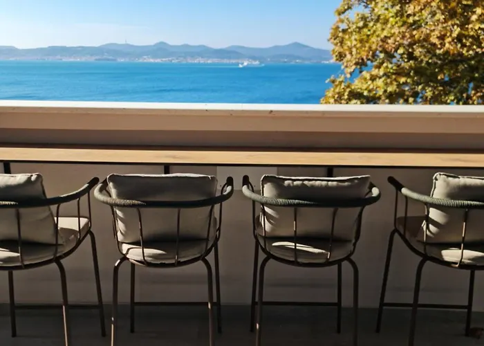 Pied-à-terre By Belmont Realty * Zadar