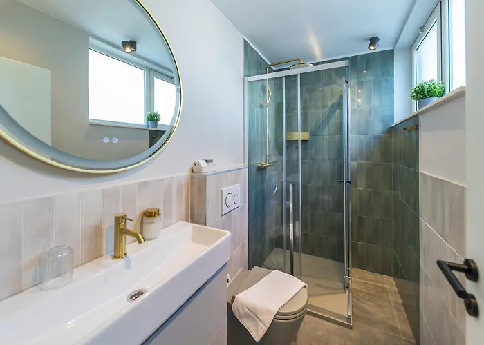 Pied-à-terre By Belmont Realty